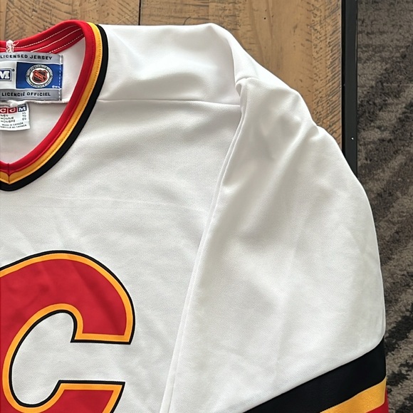Calgary Flames Hockey Jersey - Size XL - Picture 2 of 10